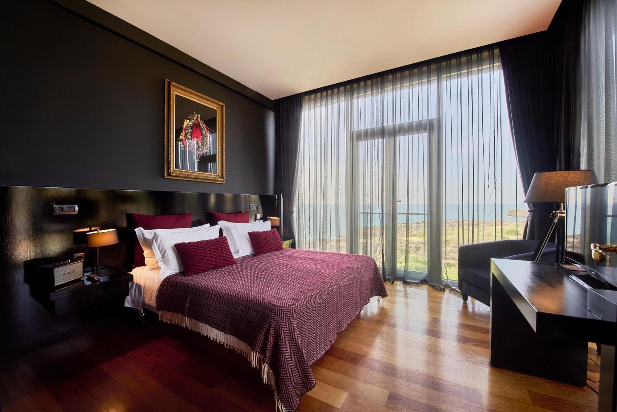 Farol Hotel Віавіа